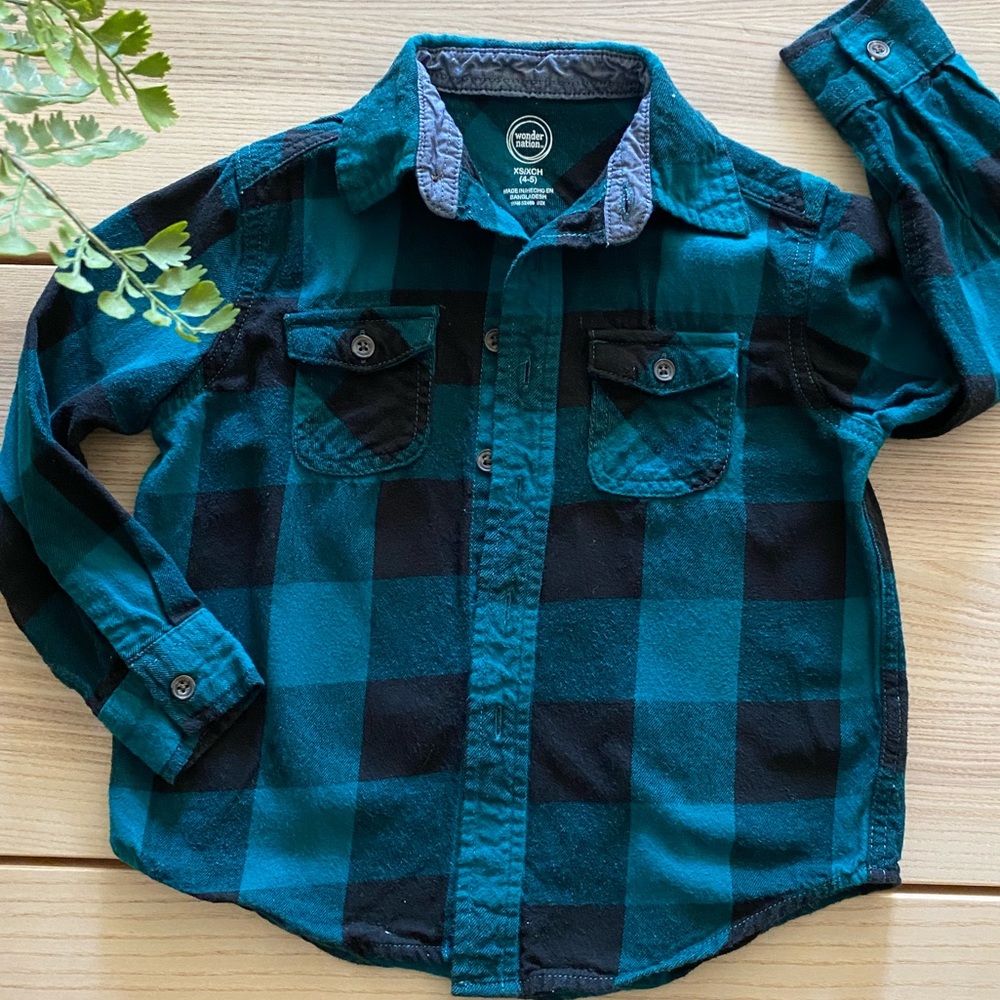 Used Boys long sleeve button up polo.